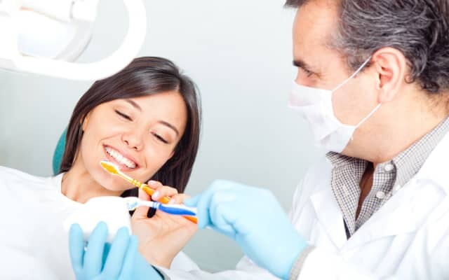thói quen xấu trong chăm sóc răng