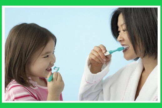 Tạo thói quen đánh răng cho bé