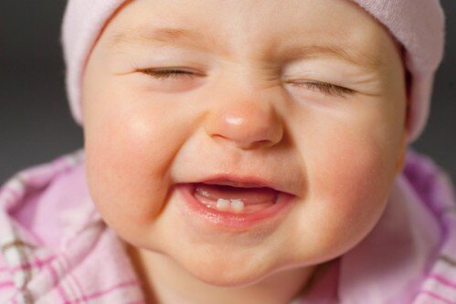 Lí do khiến trẻ chậm mọc răng sữa-1